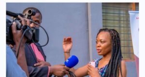 Renforcer l’esprit critique : antidote contre la désinformation selon Ange Kasongo Adihe